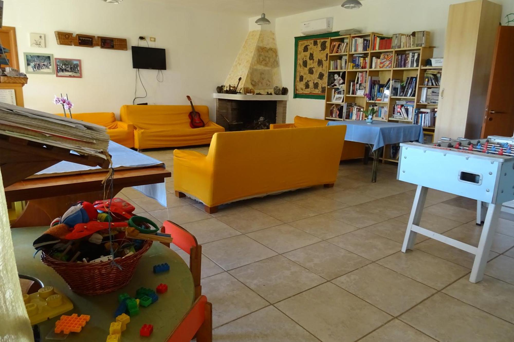B&B Casa Per Ferie Villaggiocarovana Кастіадас Екстер'єр фото