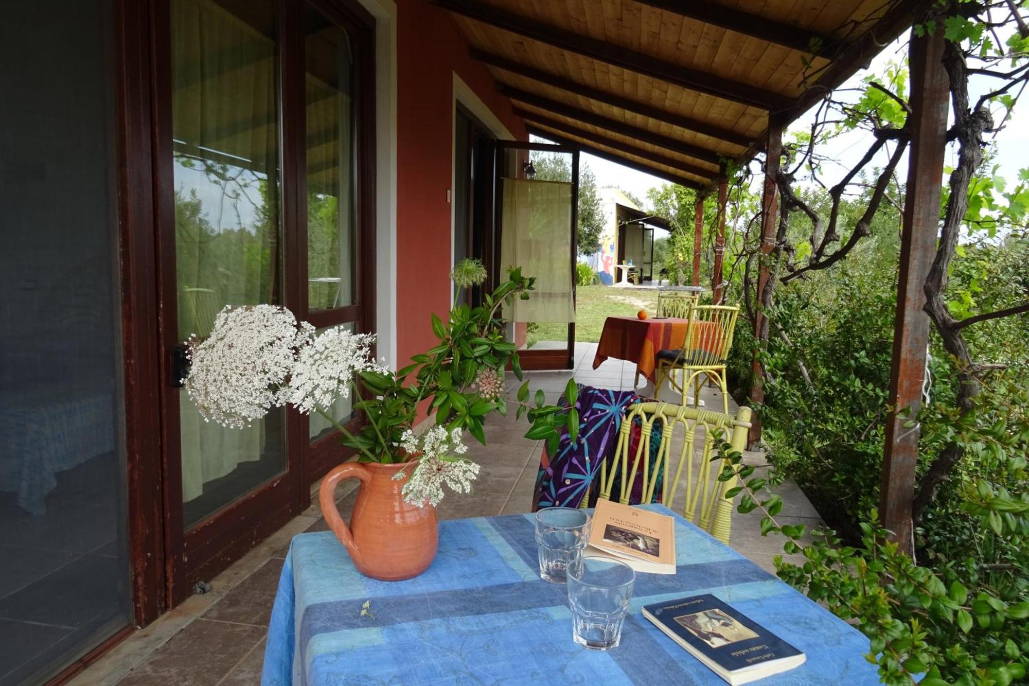 B&B Casa Per Ferie Villaggiocarovana Кастіадас Екстер'єр фото
