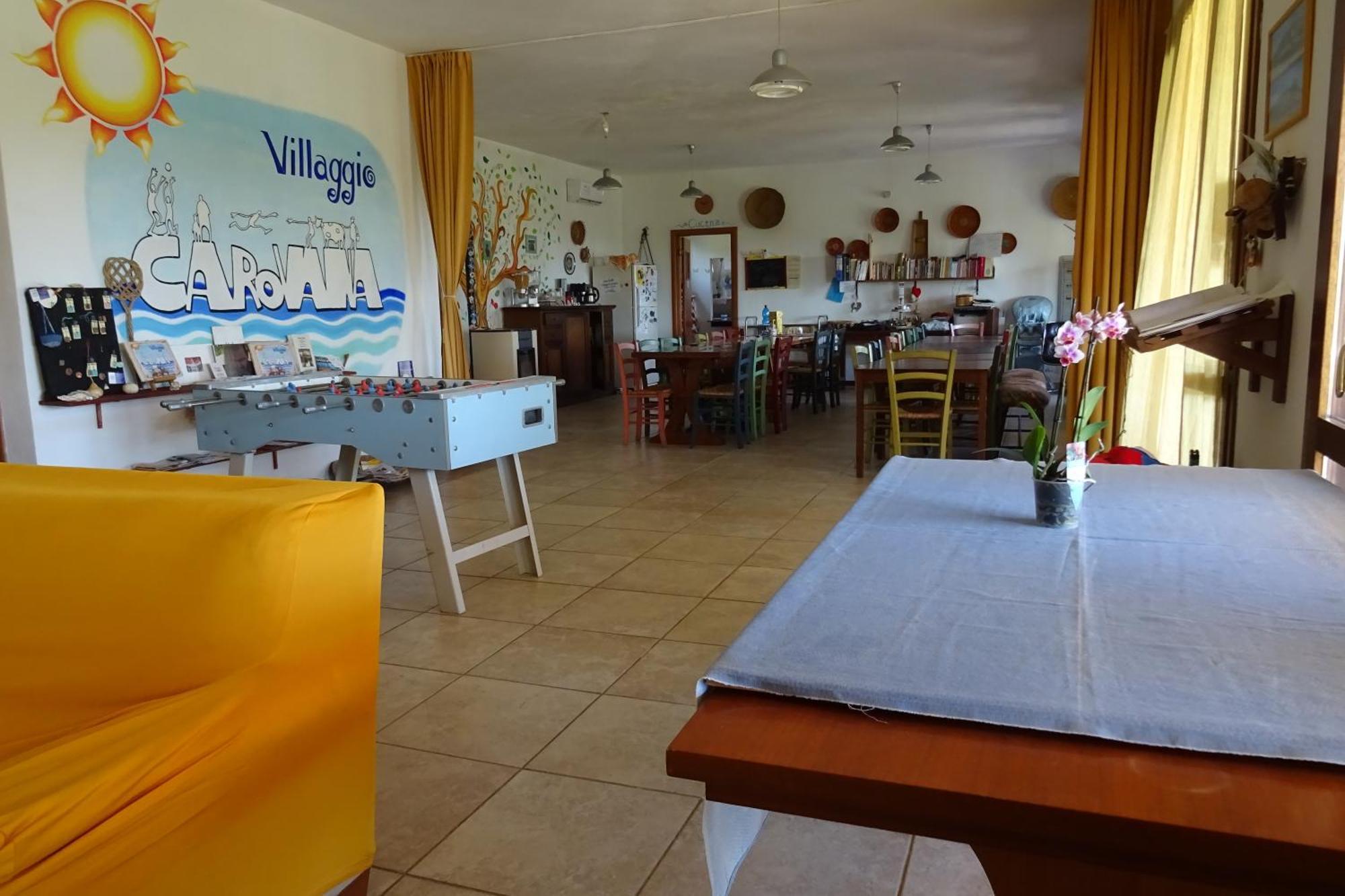 B&B Casa Per Ferie Villaggiocarovana Кастіадас Екстер'єр фото