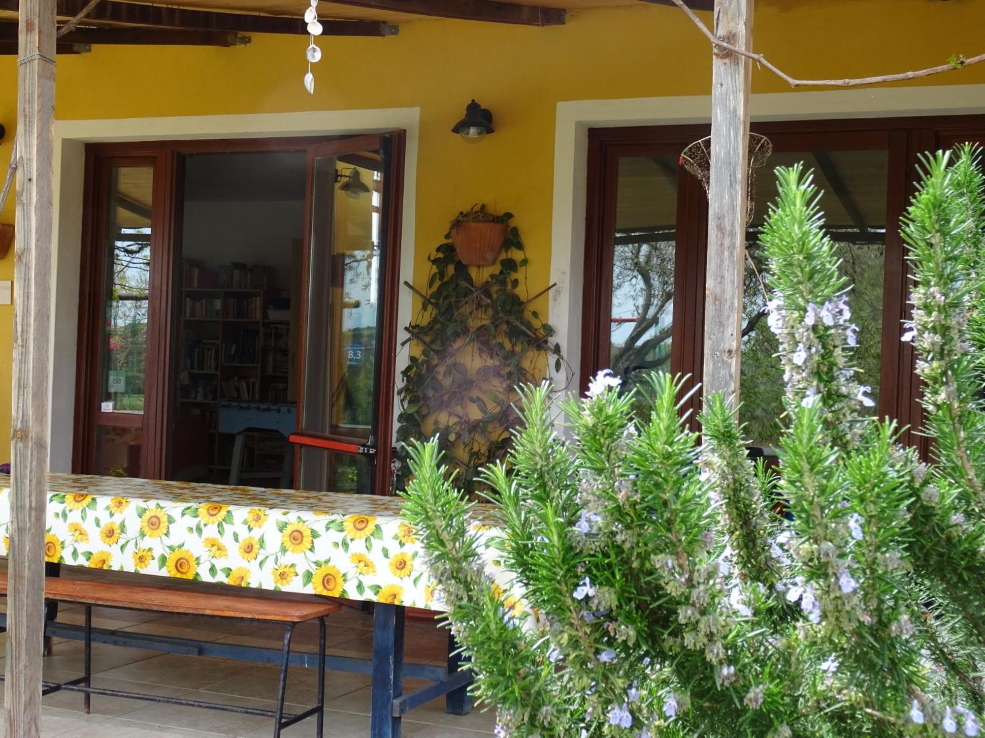 B&B Casa Per Ferie Villaggiocarovana Кастіадас Екстер'єр фото